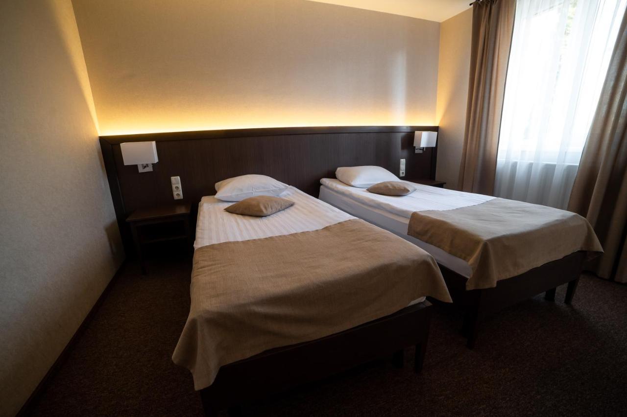 Sribni Leleky Hotel & Spa Lutsk Exterior photo